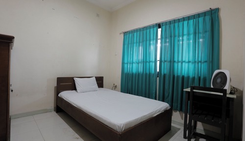 Basic Single Room