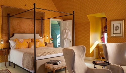 Rose Suite
