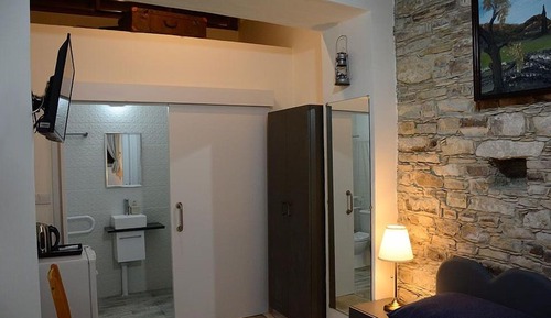 Basic Double or Twin Room
