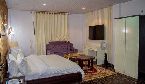 Executive Room