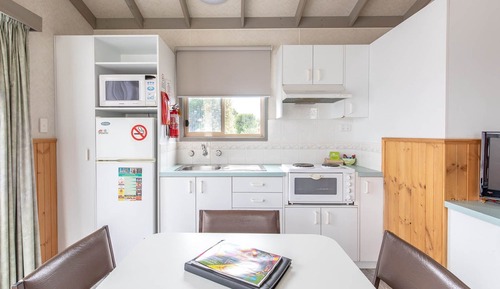Superior 1 Bedroom Cabin