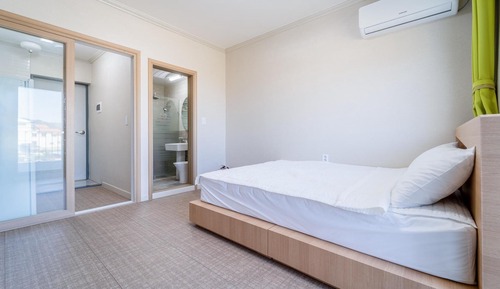 Basic Room, 1 Bedroom (203)