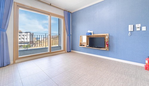 Basic Room, 1 Bedroom (303)