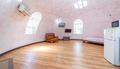 Basic Room, 1 Bedroom (domhouseA)