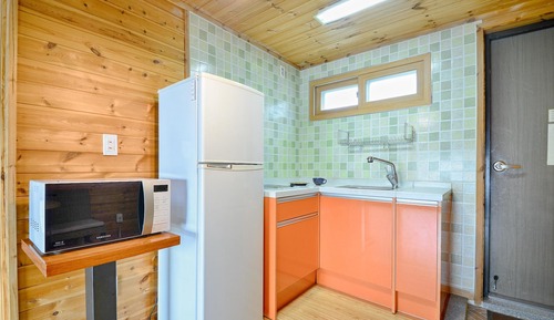 Basic Room, 1 Bedroom (203Lavender)