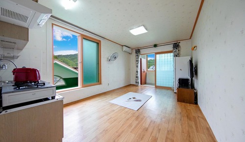 Basic Room, 1 Bedroom (201)