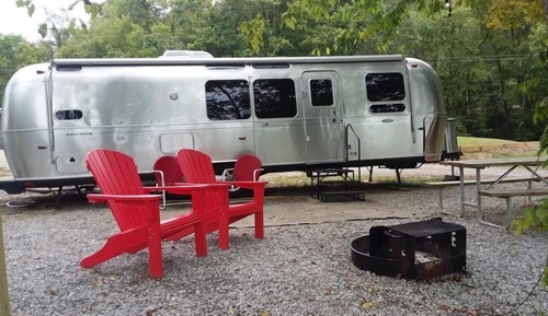 Modern Airstream - Loretta