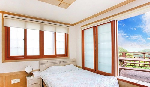Room (Wind)