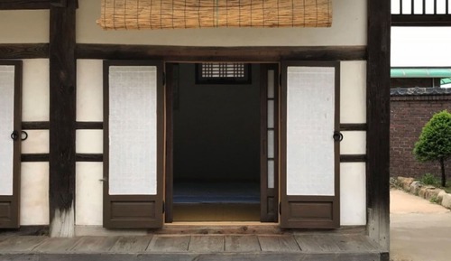Room (Eosa Room 2)
