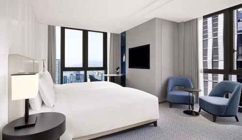 Luxury Room with 2 Single Beds