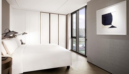 Residence Studio with 1 King Size Bed
