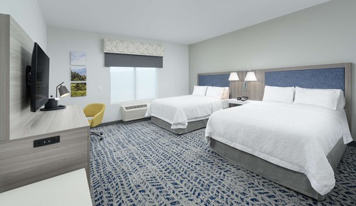 Room, 2 Queen Beds, Accessible, Bathtub