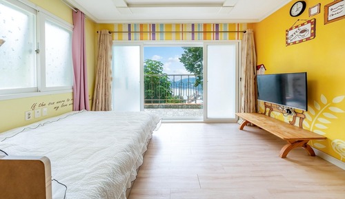 Basic Room, 1 Bedroom (B-Byeolbit)
