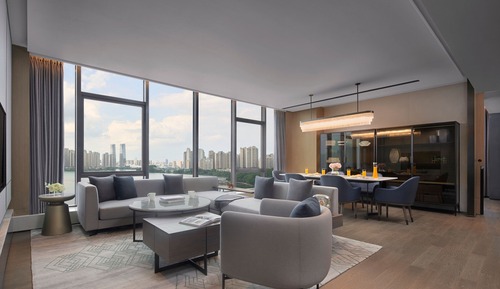 Luxury Suite, 3 Bedrooms, Lake View, Corner