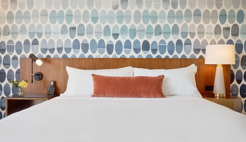 Deluxe Room, 1 King Bed