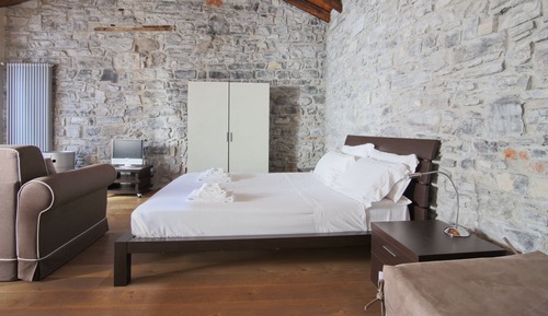 Family Studio, 1 Bedroom (Menaggio - De Benzi 17)