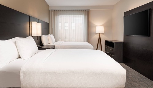 Suite, 1 Bedroom, Non Smoking, City View (Mobility/Hearing Accessible, Tub)