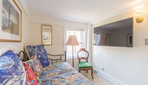 House (Brackett Cottage)