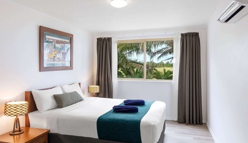 Room, 2 Bedrooms, Non Smoking, Garden View