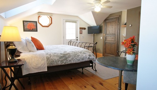 Sweden Suite with refrigerator