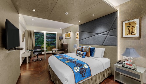 Superior Garden Room