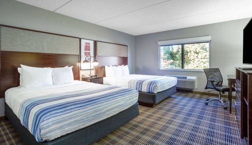 Room, 2 Queen Beds, Non Smoking