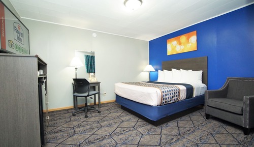 Standard Room, 1 Queen Bed, Non Smoking