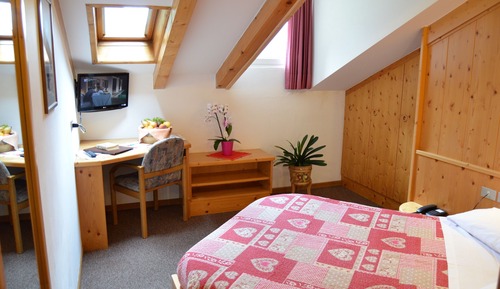 Classic Double or Twin Room (Bucaneve)