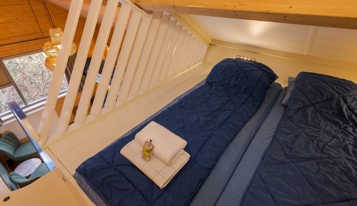 6-person Family Room, 1 Bedroom, Private Bathroom, Garden view