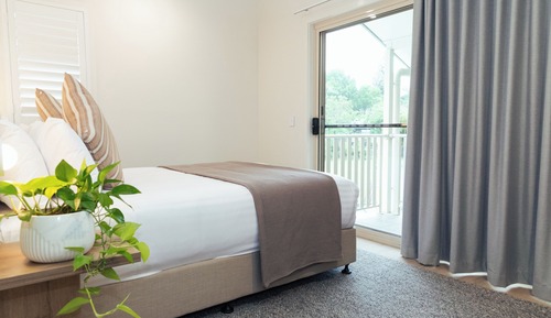 One Bedroom Apartment