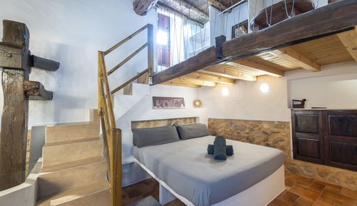 Deluxe Studio Suite