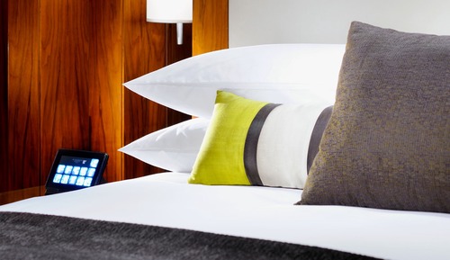 Executive Suite, 1 King Bed, Non Smoking, Corner