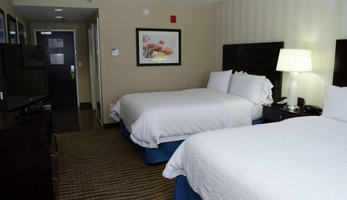 Room, 2 Queen Beds, Accessible, Non Smoking