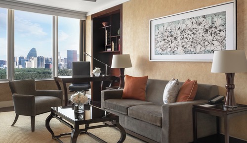 Ambassador Suite, Skyline View