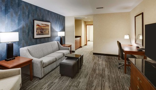 Suite, 2 Queen Beds, Refrigerator & Microwave (Upper Floor, 2 rooms)