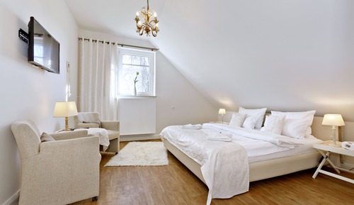 Double Room (Weisses Zimmer)