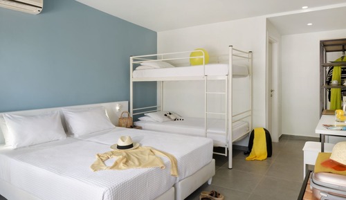 Superior Room (Family)