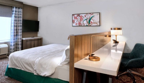 Deluxe Room, 1 King Bed
