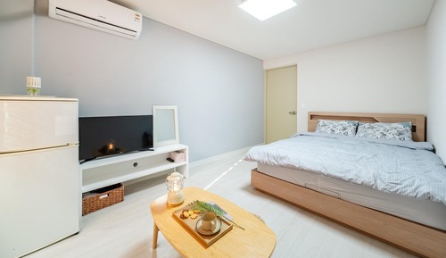 Basic Room, 1 Bedroom (406 (mountain view))