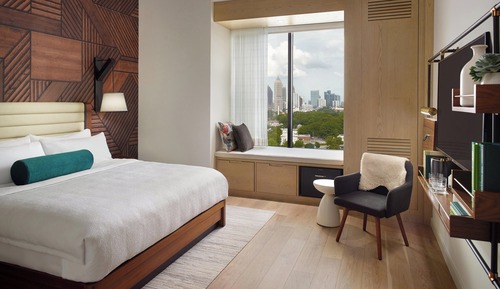 Deluxe Room, 1 King Bed, Non Smoking (High Floor)