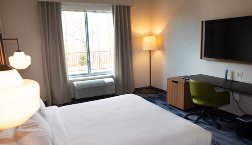 Standard Room, 1 King Bed, Non Smoking