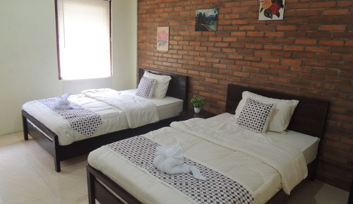 Superior Twin Room with AC