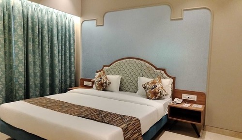 Royal Room