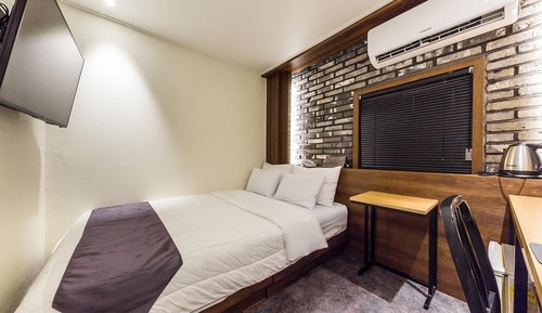 Room (Cozy emotional room)