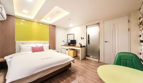 Room (Standard Room A)