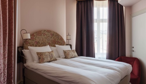 Standard Room, 1 Queen Bed, Non Smoking