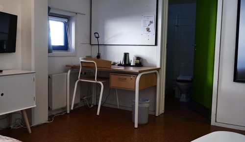 Basic Single Room, Private Bathroom