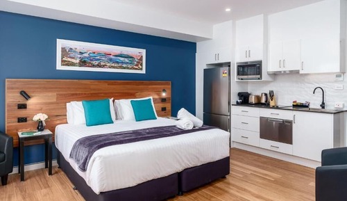 Standard Apartment, 2 Bedrooms, Non Smoking, Kitchen