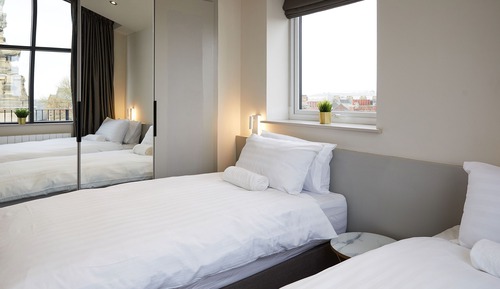 City Penthouse, 3 Bedrooms, Kitchen, City View