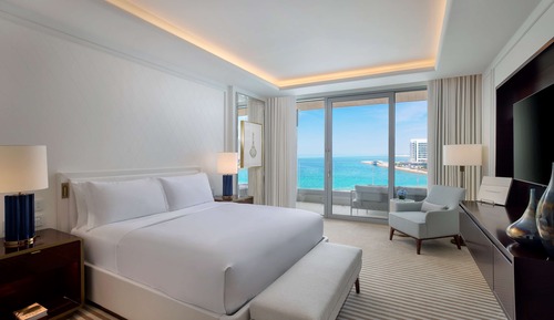 Family Suite, Connecting Rooms
